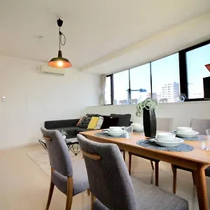 Apartment Luxes - 10 Min Station & 2br Up To 10p