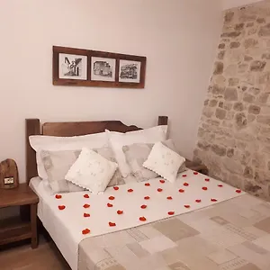 Omer , Berat Albania